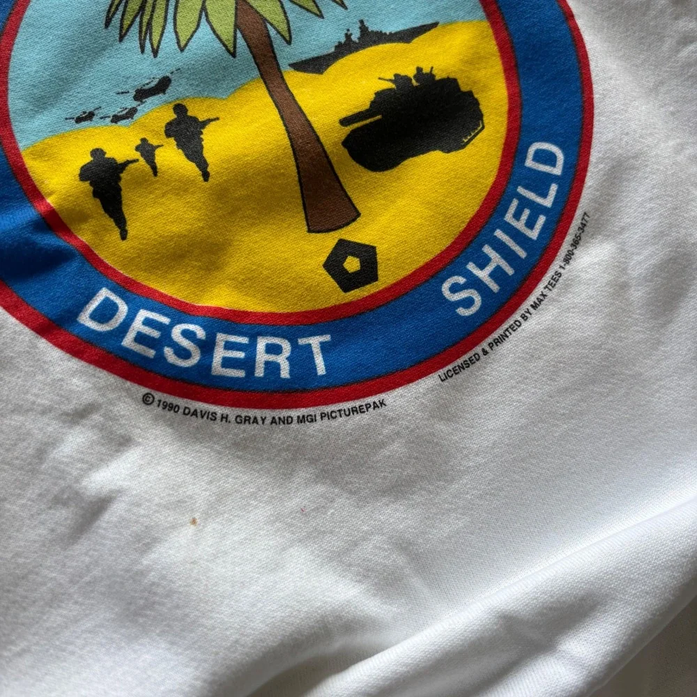 Vintage 90s Hanes Operation Desert Shield Sweatshirt‎